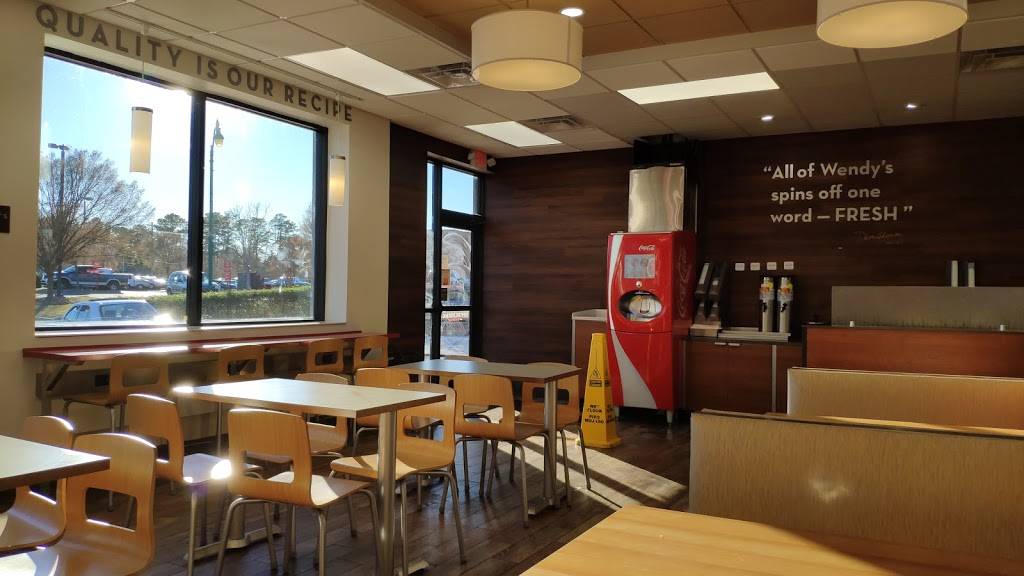 Wendys | restaurant | 6930 E. Chase Loop, Montgomery, AL 36117, USA | 3342779090 OR +1 334-277-9090
