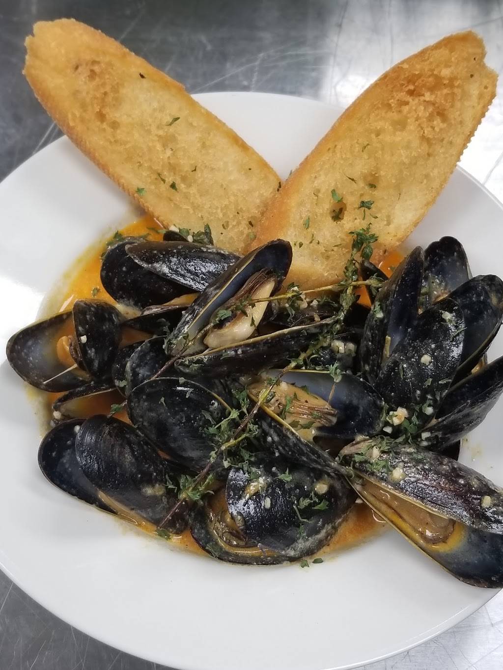 Ayden Lounge | restaurant | 1244 Broadway, Columbus, GA 31901, USA | 7065072644 OR +1 706-507-2644