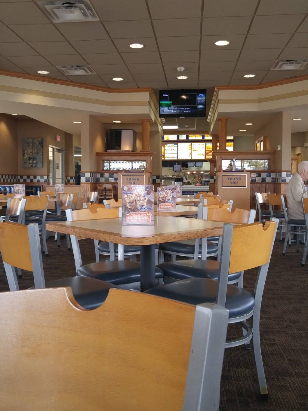 Culvers | restaurant | 5019 West Holiday Drive, Peoria, IL 61615, USA | 3096932366 OR +1 309-693-2366