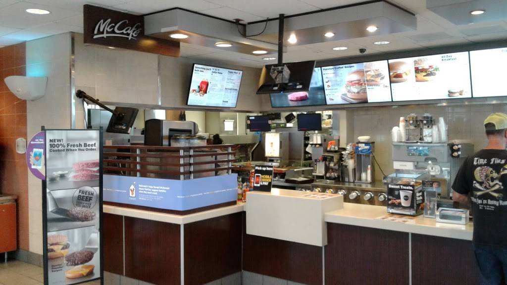 McDonalds | cafe | 605 W Main St, Jenks, OK 74037, USA | 9182985760 OR +1 918-298-5760