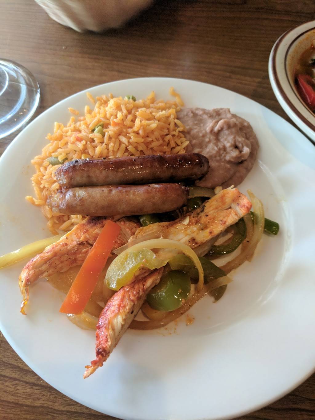 Patron Mexican Bar & Grill | restaurant | 1620 Newbury Rd #2, Newbury Park, CA 91320, USA | 8054983188 OR +1 805-498-3188