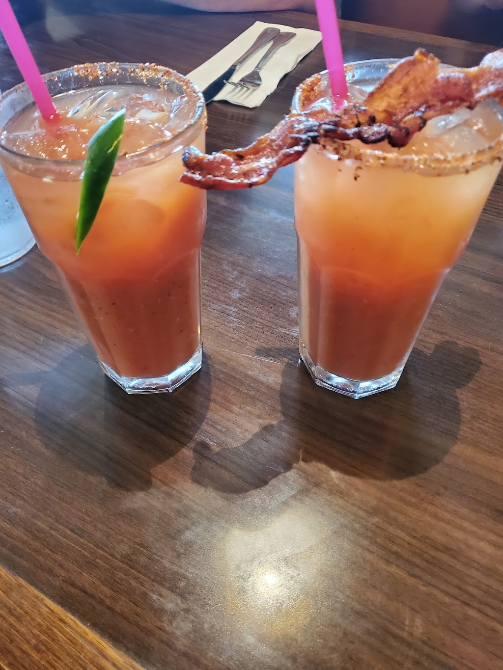 Broken Yolk Cafe | restaurant | 3049 N Imperial Ave, El Centro, CA 92243, USA | 7603529655 OR +1 760-352-9655