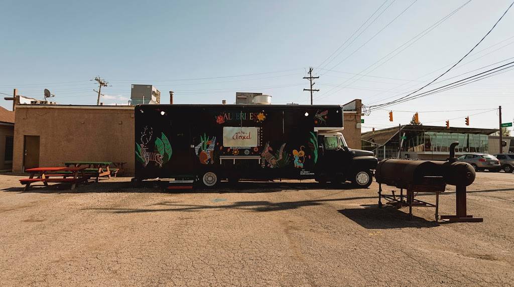 Alebrijes | restaurant | 1500 E Long St, Columbus, OH 43203, USA | 6143639979 OR +1 614-363-9979