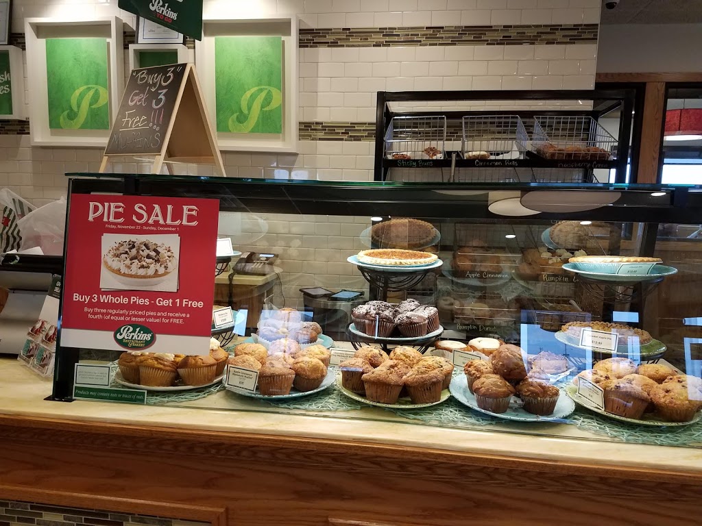 Perkins Restaurant & Bakery | restaurant | 5835 E Arrowhead Pl, Sioux Falls, SD 57110, USA | 6052714896 OR +1 605-271-4896