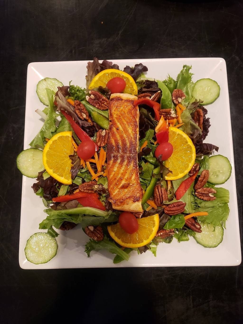 Blue Jays Family Restaurant and Bar | restaurant | 47100 NW Sunset Hwy, Banks, OR 97106, USA | 5033241114 OR +1 503-324-1114