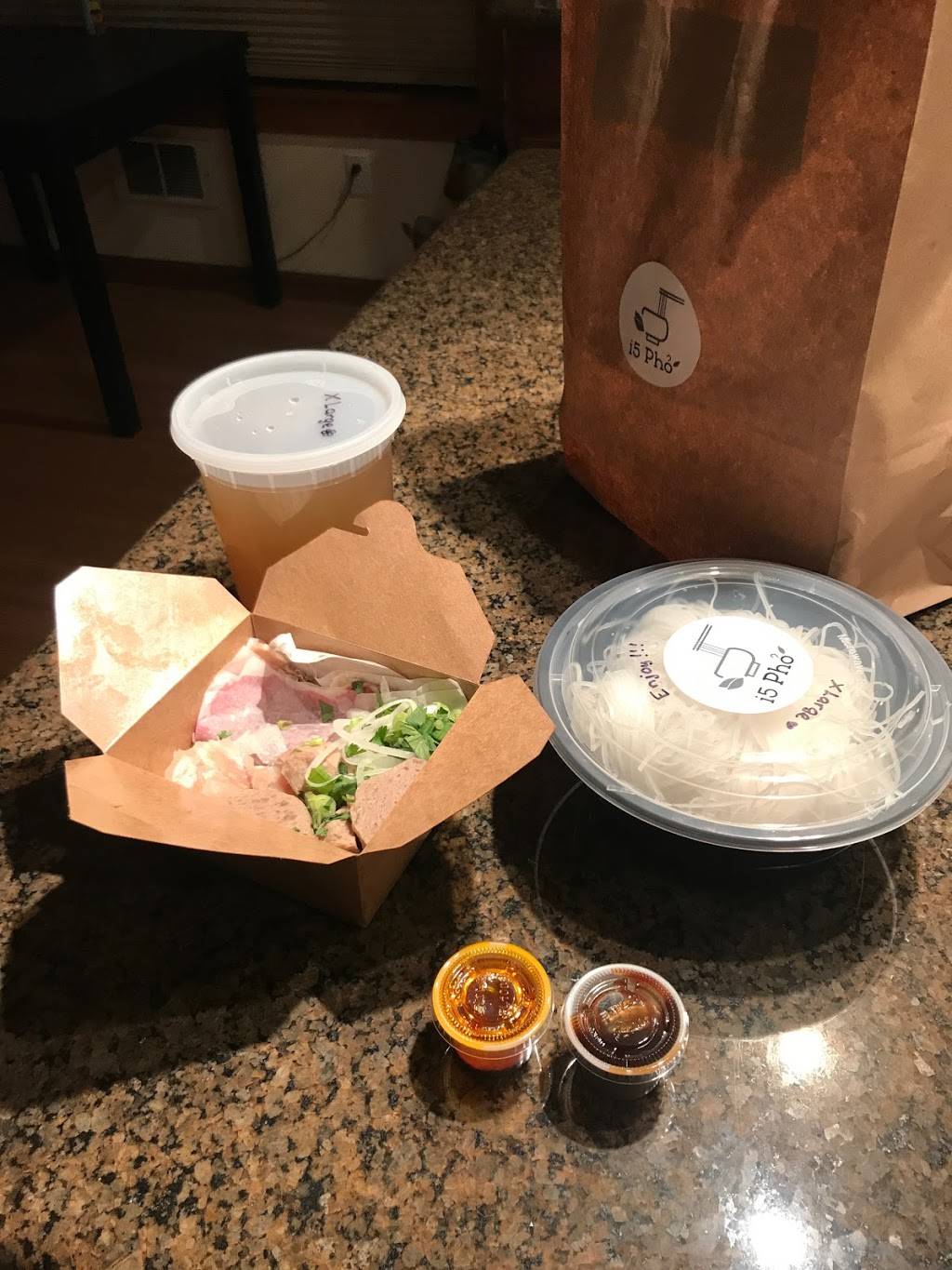 i5 Pho Queen Anne | restaurant | 501 2nd Ave W, Seattle, WA 98119, USA | 2064885954 OR +1 206-488-5954