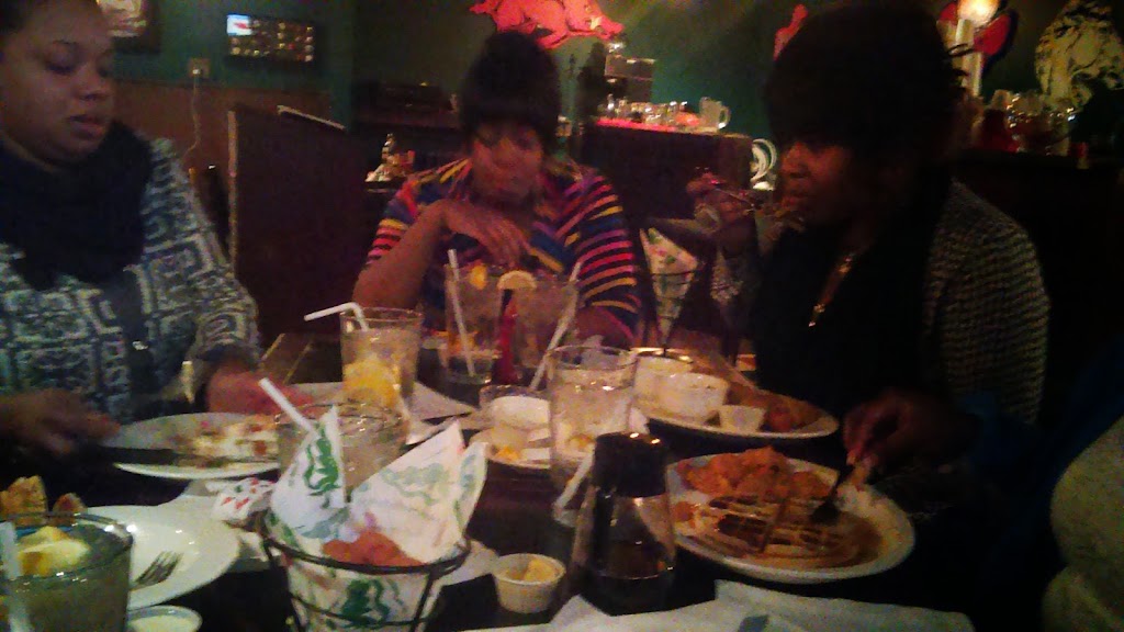 Bistro Bar & Grill | restaurant | 213 Plaza Ave, West Helena, AR 72390, USA | 8705729707 OR +1 870-572-9707