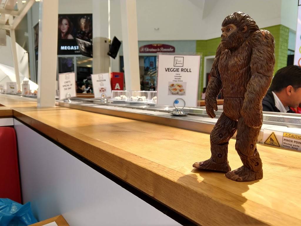 Sushi Yummy | restaurant | 8001 S Orange Blossom Trail suite 1013a, Orlando, FL 32809, USA | 4078509091 OR +1 407-850-9091