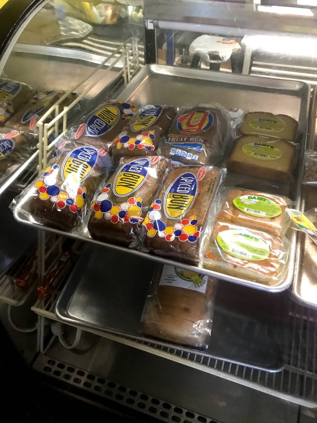 Above The Rest Restaurant And Bakery | restaurant | 4080 NW 12th St, Lauderhill, FL 33313, USA | 7542261832 OR +1 754-226-1832