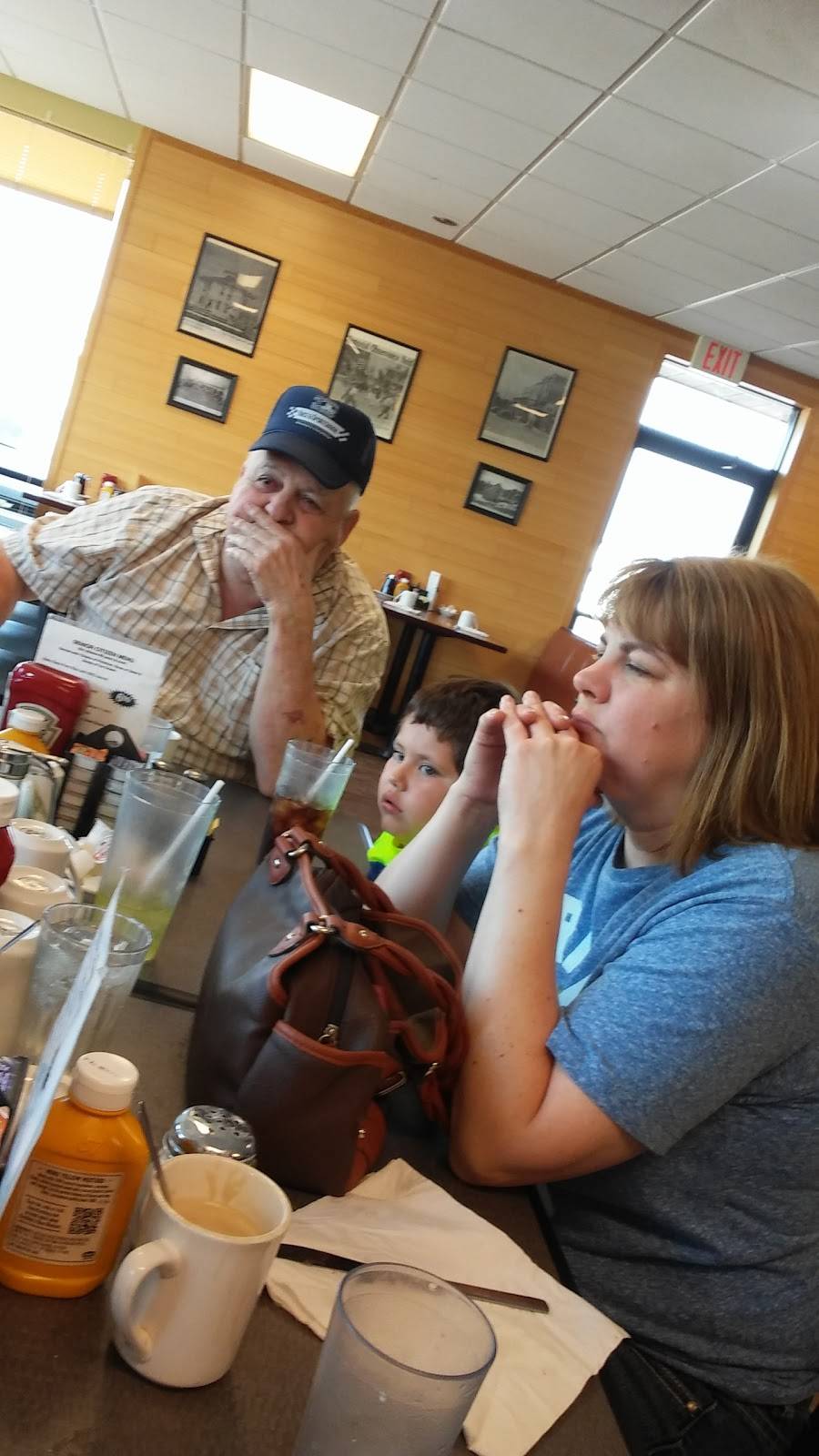 Mondovi Family Restaurant | restaurant | 699 E Main St, Mondovi, WI 54755, USA | 7159265550 OR +1 715-926-5550