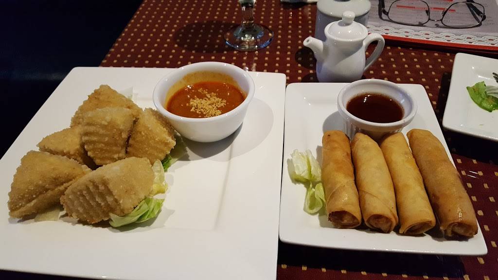 Kumiko Sushi & Thai | restaurant | 2188 Kensington Ave, Buffalo, NY 14226, USA | 7168392950 OR +1 716-839-2950