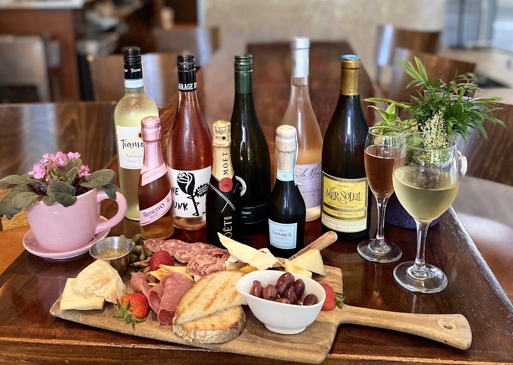 Townhouse Restaurant & Wine Bar | restaurant | 111 S Wacker Dr, Chicago, IL 60606, USA | 3127263676 OR +1 312-726-3676