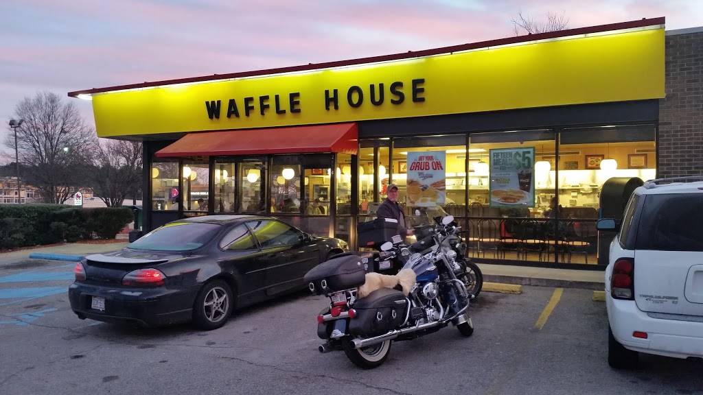 Waffle House | meal takeaway | 2624 Westinghouse Blvd, Raleigh, NC 27604, USA | 9198335954 OR +1 919-833-5954