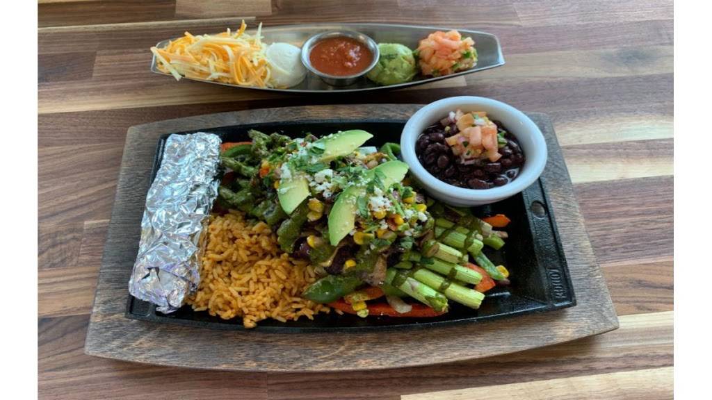 Chilis Grill & Bar | meal takeaway | 8341 Brier Creek Pkwy, Raleigh, NC 27617, USA | 9194057100 OR +1 919-405-7100