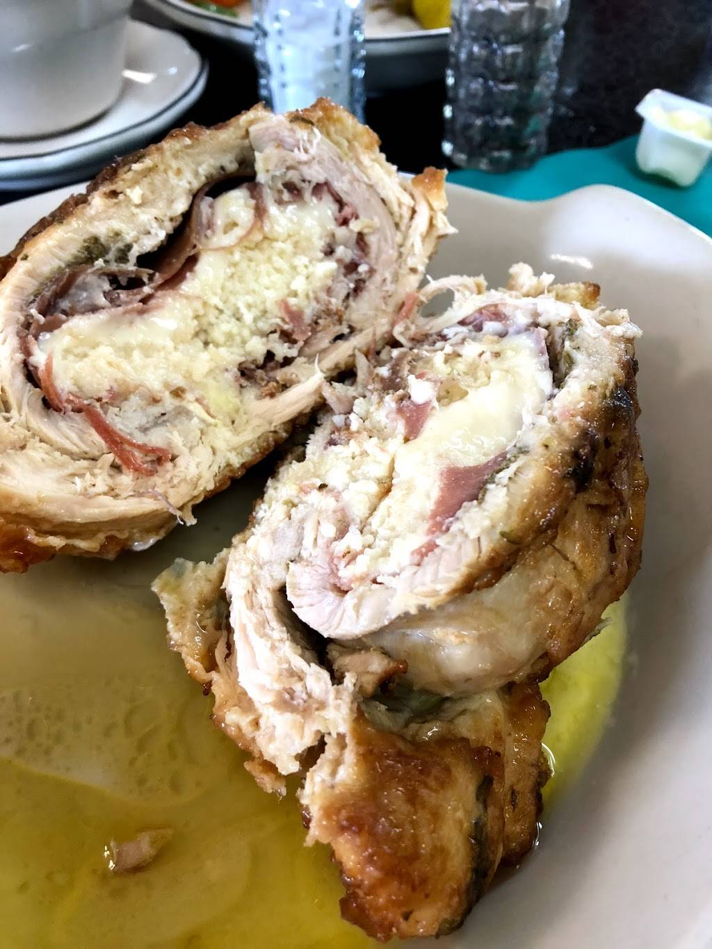 Mikes Kitchen | restaurant | 170 Randall St, Cranston, RI 02920, USA | 4019465320 OR +1 401-946-5320