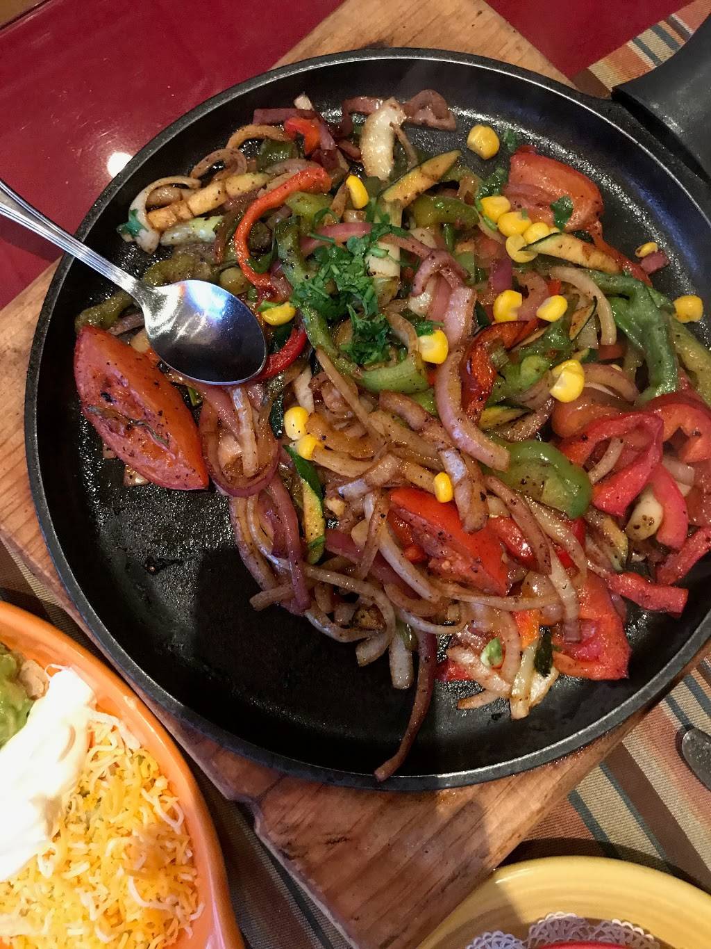 El Cholo | restaurant | 8200 E Santa Ana Canyon Rd, Anaheim, CA 92808, USA | 7147696269 OR +1 714-769-6269