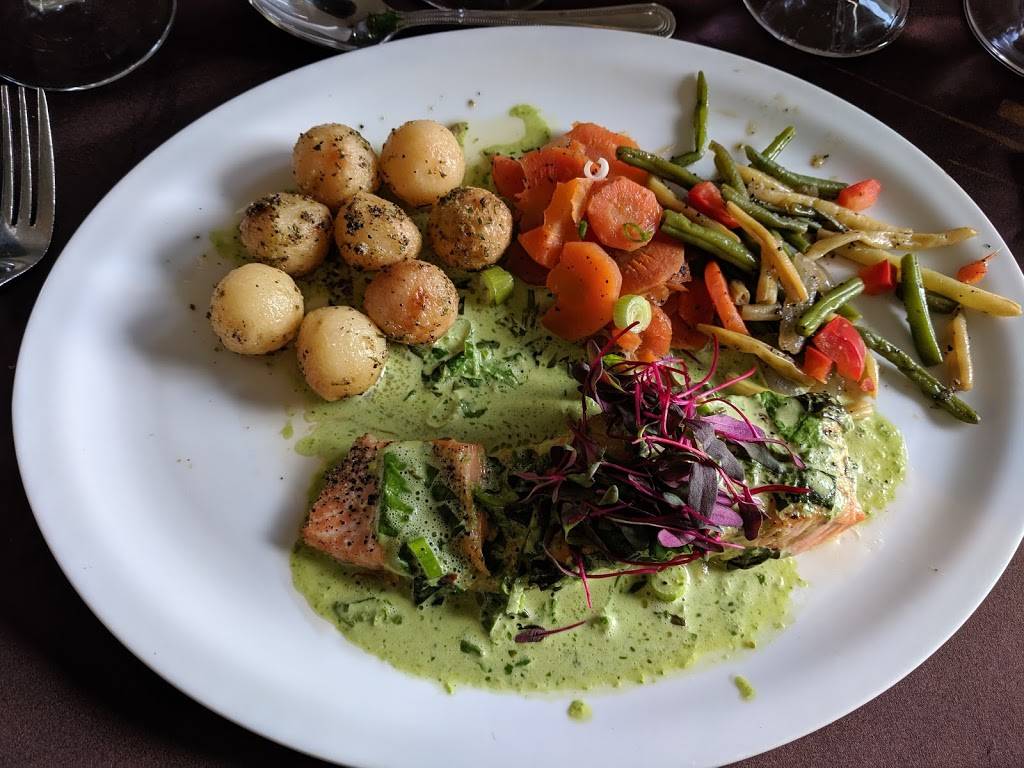 Le Chou de Bruxelles | restaurant | 1461 Rue Galt O, Sherbrooke, QC J1H 2A9, Canada | 8195641848 OR +1 819-564-1848