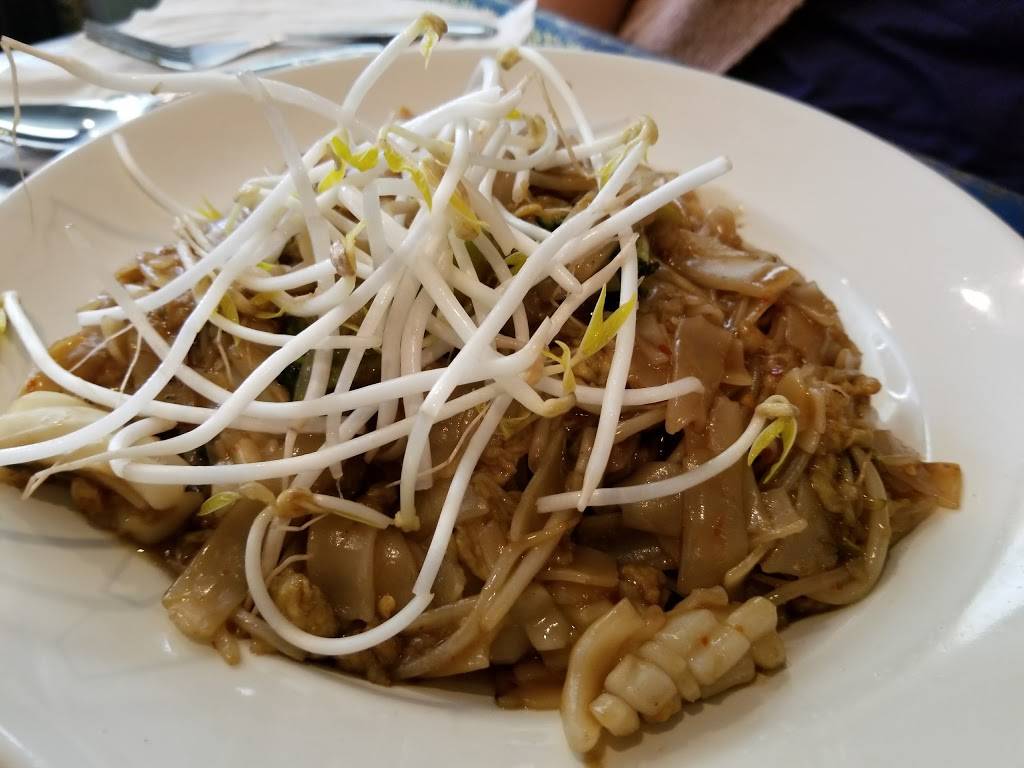 Sawasdee Thai Restaurant | restaurant | 6175 Haggerty Rd, West Bloomfield Township, MI 48322, USA | 2489261012 OR +1 248-926-1012