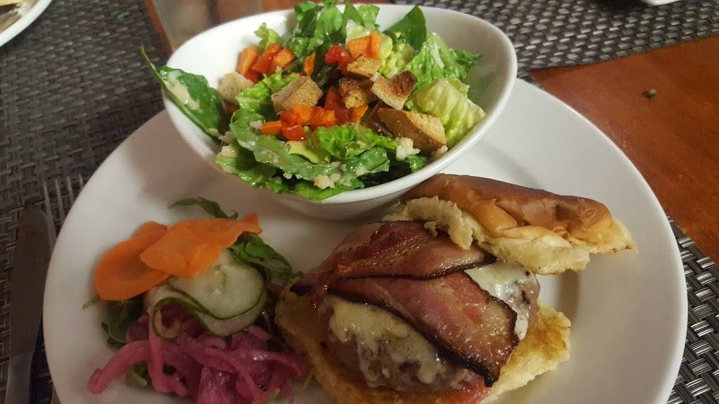 Winfields Pub LLC | restaurant | 1213 Ridge Rd, Buffalo, NY 14218, USA | 7168210700 OR +1 716-821-0700