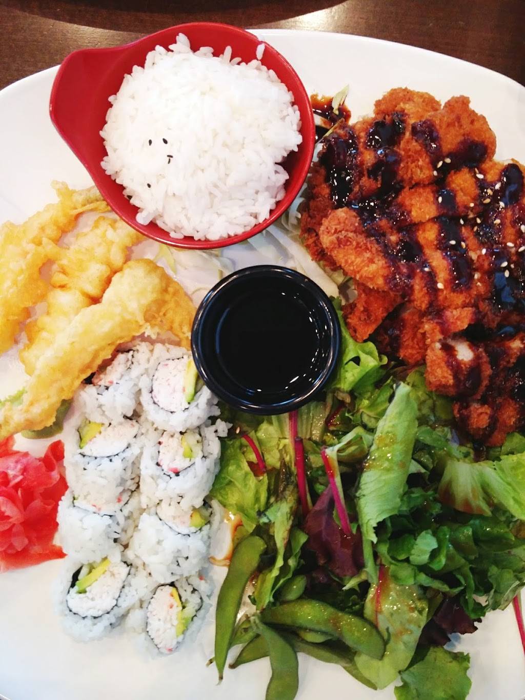 LemonFish Sushi Restaurant | restaurant | 6095 Sunset Blvd, Los Angeles, CA 90028, USA | 3234604118 OR +1 323-460-4118