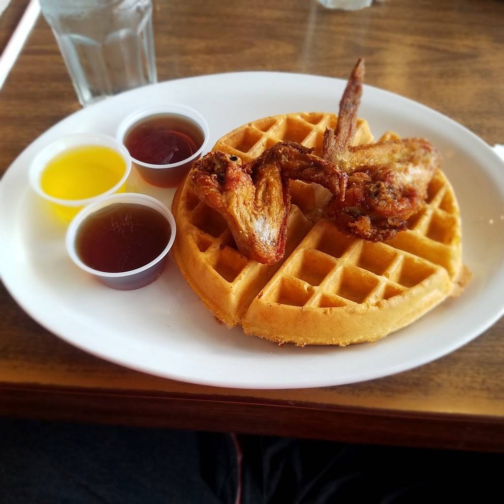 Panns Restaurant | restaurant | 6710 La Tijera Blvd, Los Angeles, CA 90045, USA | 3237763770 OR +1 323-776-3770