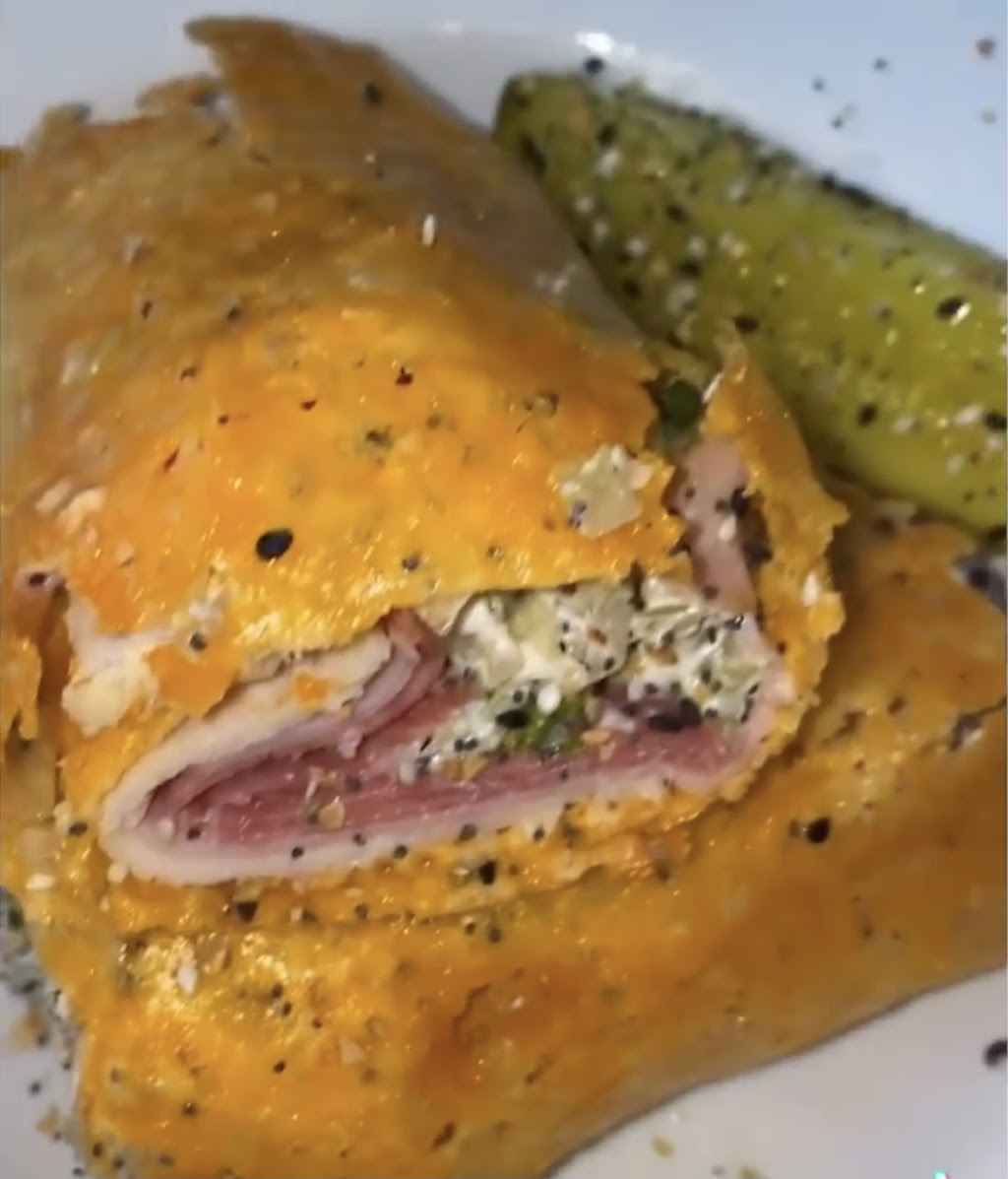 TLK Favs & Eatery ♥️ | restaurant | 74th S Vernon Ave, Chicago, IL 60619, USA | 3129524858 OR +1 312-952-4858