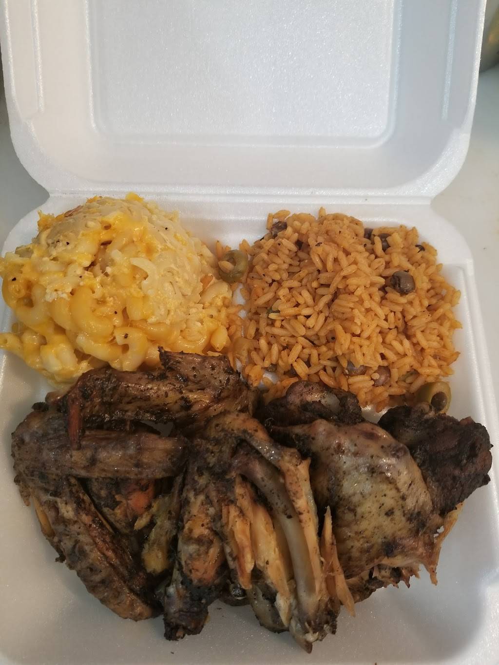 The Right Stop | restaurant | 279 Malcolm X Blvd, Brooklyn, NY 11233, USA | 7184840224 OR +1 718-484-0224