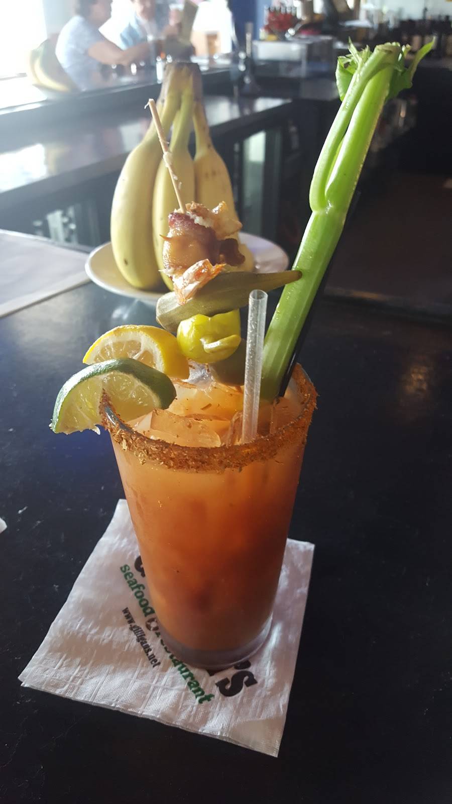 Gilligans Seafood Restaurant-Johns Island | restaurant | 160 Main Rd, Johns Island, SC 29455, USA | 8437662244 OR +1 843-766-2244