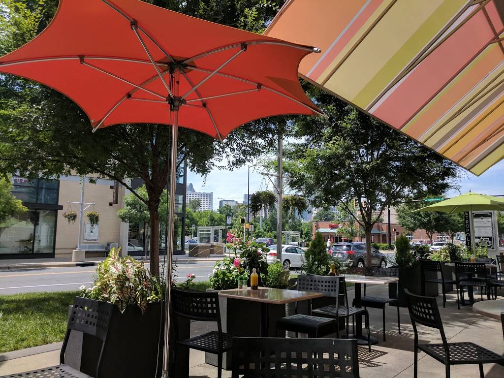 Zoës Kitchen | restaurant | 1055 Metropolitan Ave Ste 110, Charlotte, NC 28204, USA | 7043475858 OR +1 704-347-5858