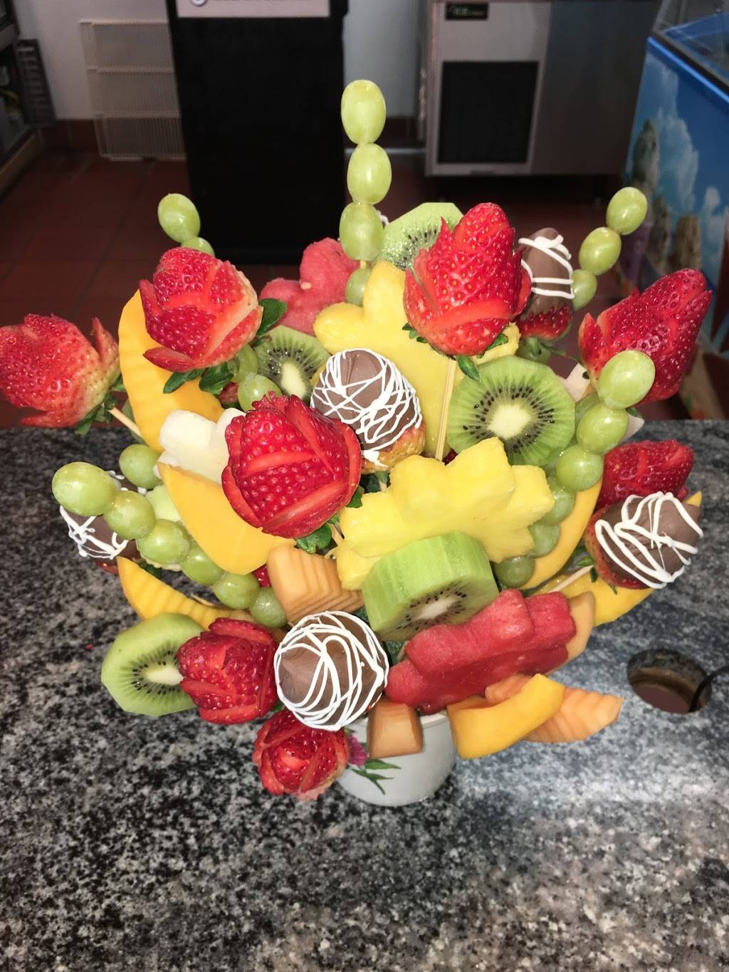 Ovni Juice | restaurant | 10274 Central Ave, Montclair, CA 91763, USA | 9099713183 OR +1 909-971-3183