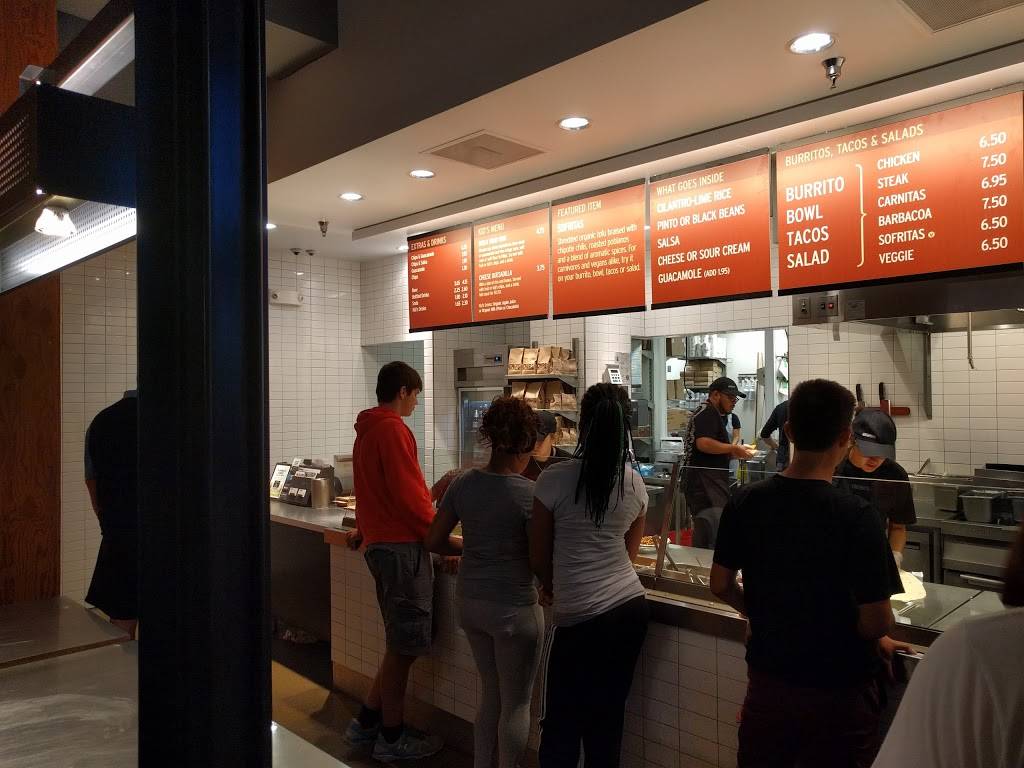 Chipotle Mexican Grill | restaurant | 1936 N Illinois 83, Round Lake Beach, IL 60073, USA | 8475434266 OR +1 847-543-4266