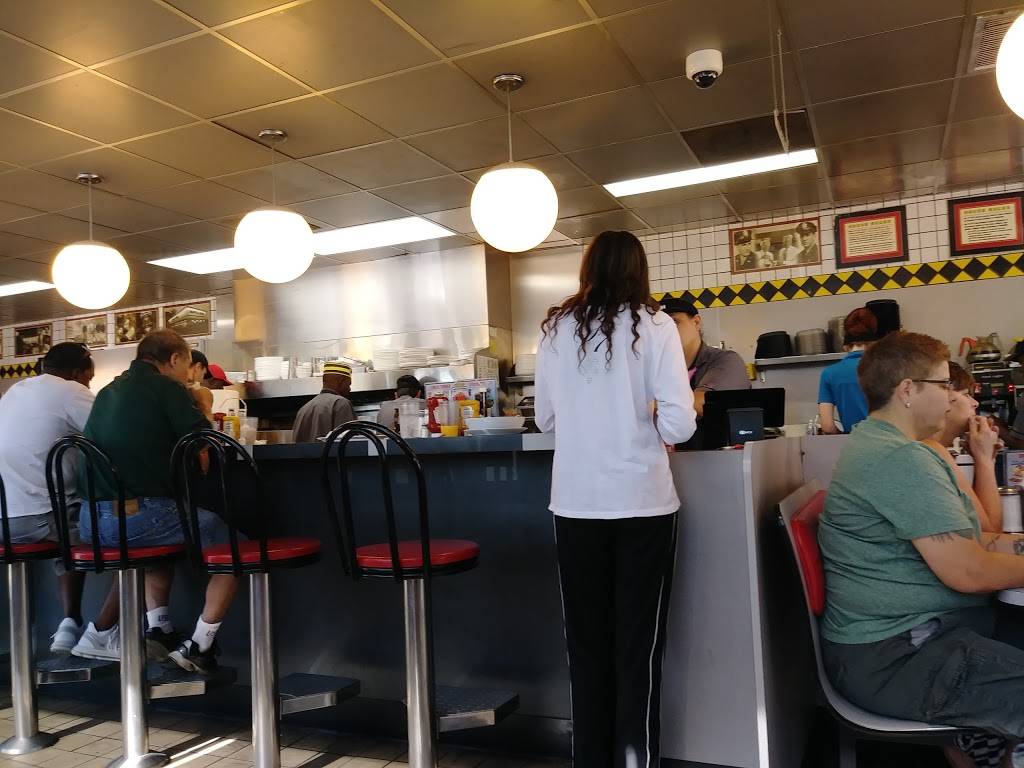Waffle House | meal takeaway | 12880 E Mississippi Ave, Aurora, CO 80012, USA | 3036961566 OR +1 303-696-1566