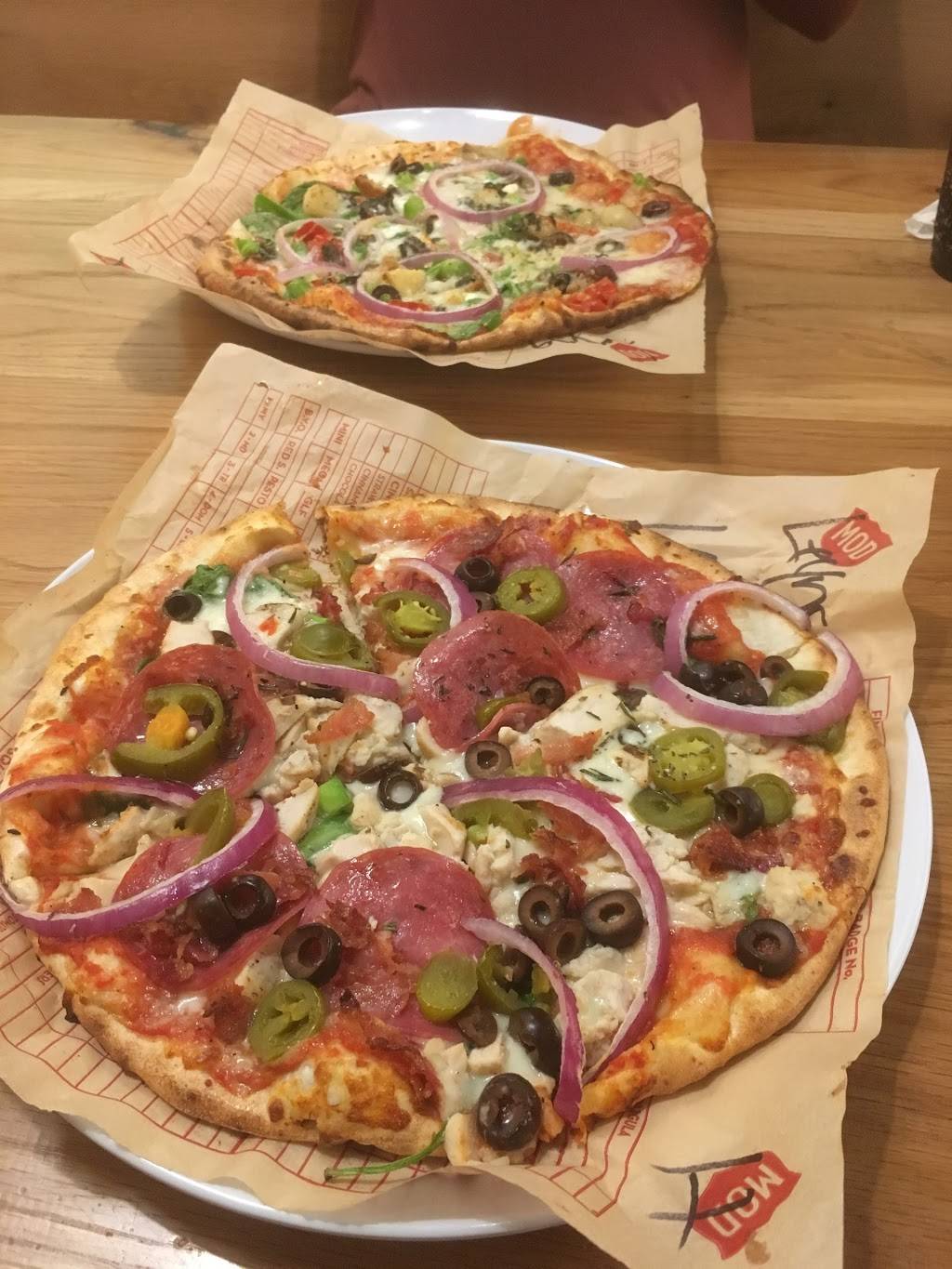MOD Pizza | restaurant | 2550 CityWest Blvd Suite 100, Houston, TX 77042, USA | 8329758848 OR +1 832-975-8848