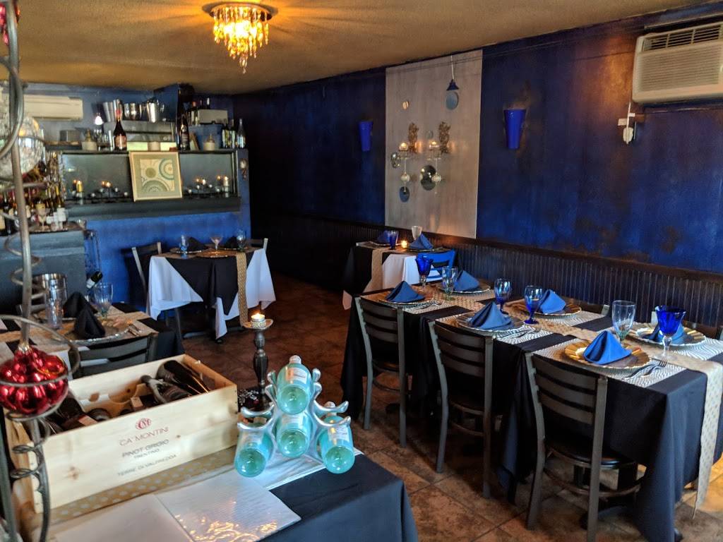 Tangled Up In Blue Restaurant | restaurant | 425 Bench St, Taylors Falls, MN 55084, USA | 6514651000 OR +1 651-465-1000