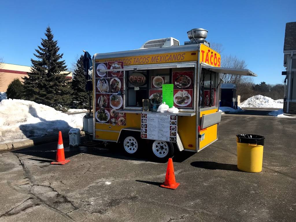 Camilas Taqueria | restaurant | 2520 White Bear Ave, Maplewood, MN 55109, USA | 6517978156 OR +1 651-797-8156