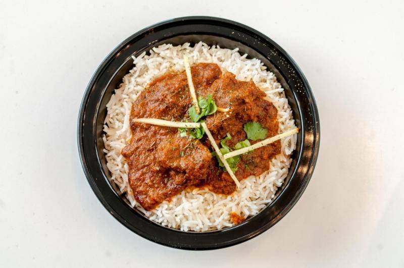 Amaya Express Sherway Gardens | meal takeaway | The West Mall, 25 Sherway Gardens Rd, Etobicoke, ON M9C 1B8, Canada | 4166204555 OR +1 416-620-4555