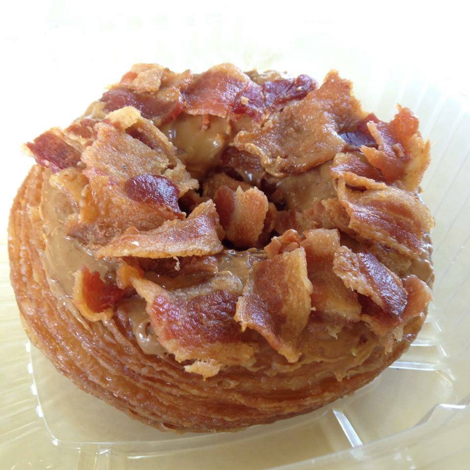 Spudnuts Donuts | bakery | 8225 Topanga Canyon Blvd, Canoga Park, CA 91304, USA | 8183485054 OR +1 818-348-5054