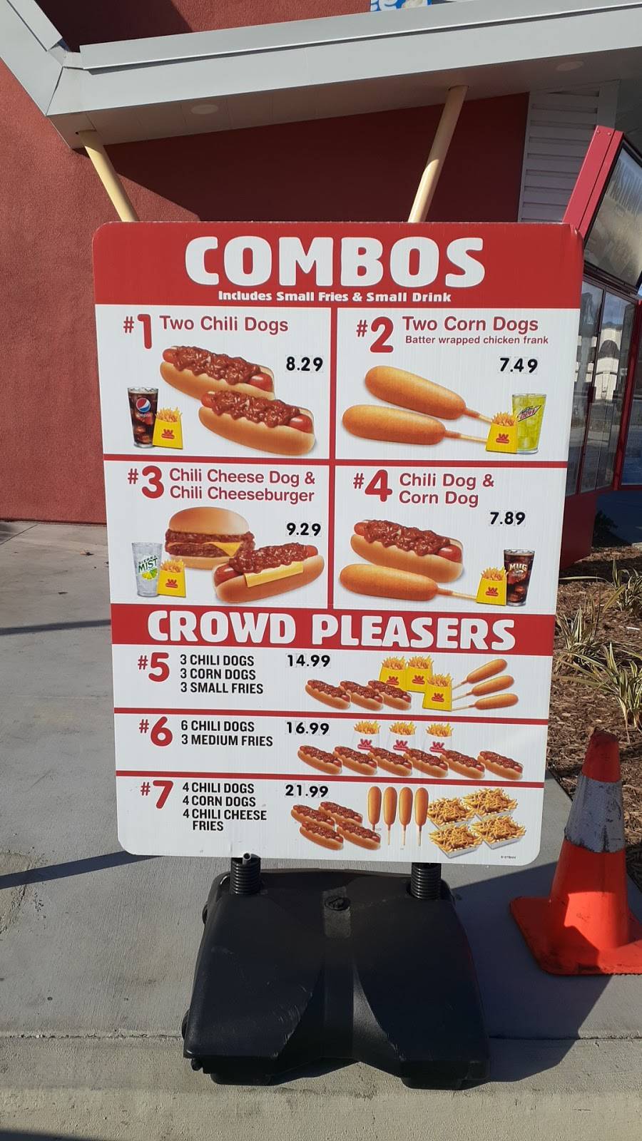 Wienerschnitzel | restaurant | 1504 S San Jacinto Ave, San Jacinto, CA 92583, USA | 9513971038 OR +1 951-397-1038