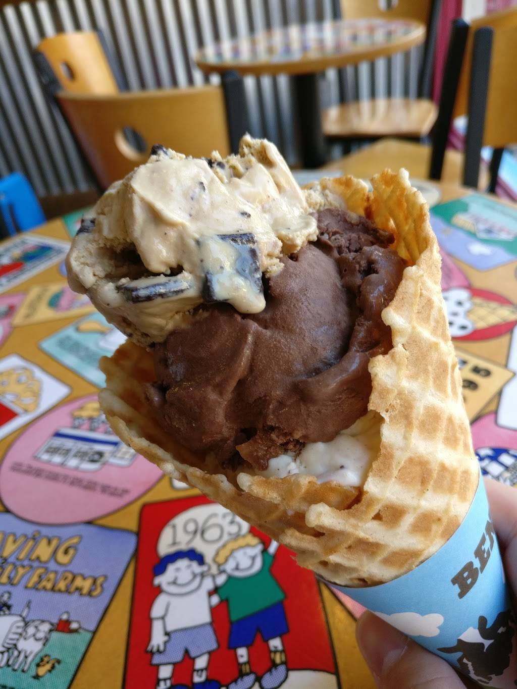 Ben & Jerrys | bakery | 46 E Palisade Ave, Englewood, NJ 07631, USA | 2015693322 OR +1 201-569-3322