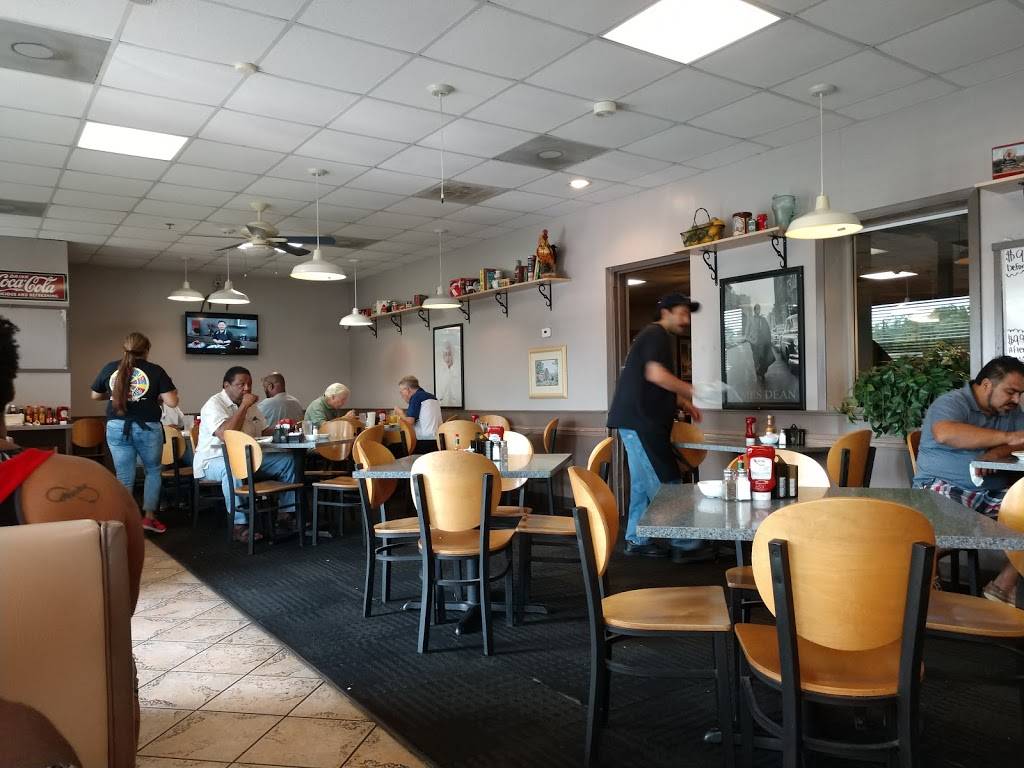 Dixie House Cafe | cafe | 6200 E Lancaster Ave, Fort Worth, TX 76112, USA | 8174516180 OR +1 817-451-6180