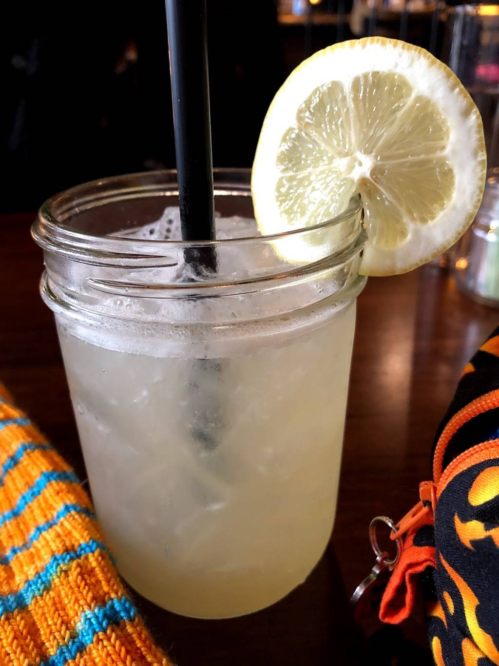 Dogwood Cafe and Lounge | restaurant | 222 1st Ave S, Kent, WA 98032, USA | 2532774905 OR +1 253-277-4905