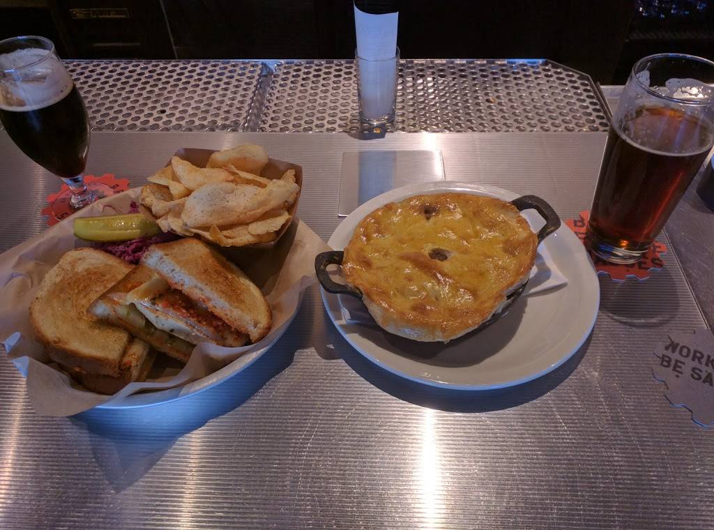 Beerworks (No. 4 Lowell) | restaurant | 203 Cabot St, Lowell, MA 01854, USA | 9789372337 OR +1 978-937-2337