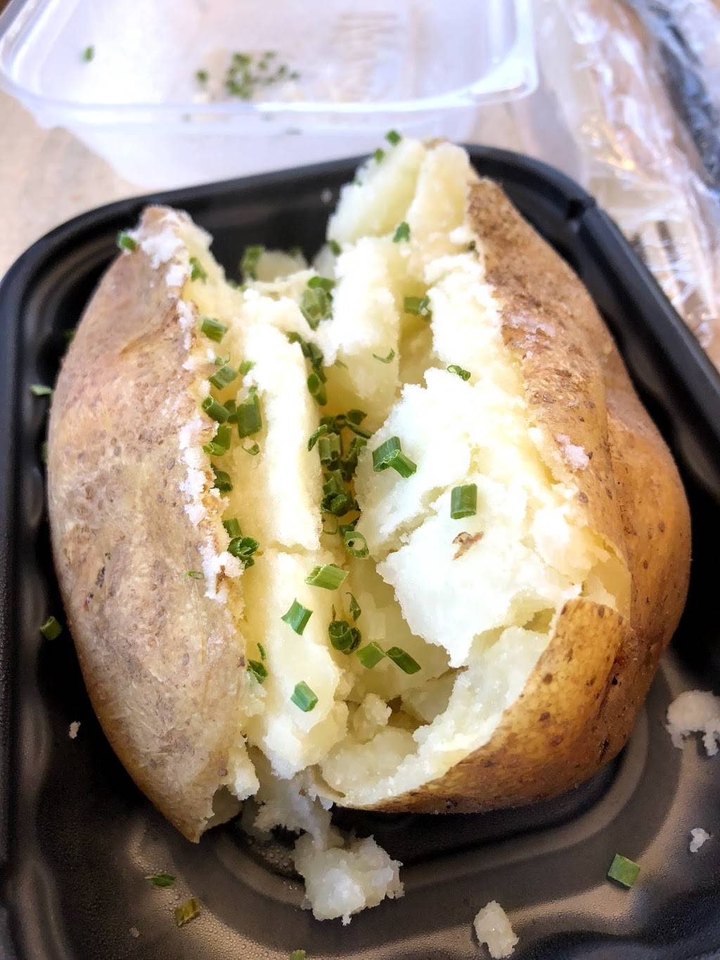 Wendys | restaurant | 628 Yonge St, Barrie, ON L4N 4E6, Canada | 7057300268 OR +1 705-730-0268