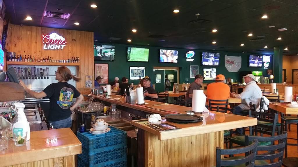 Gators Dockside Lake City | restaurant | 313 NW Commons Loop, Lake City, FL 32055, USA | 3864385446 OR +1 386-438-5446