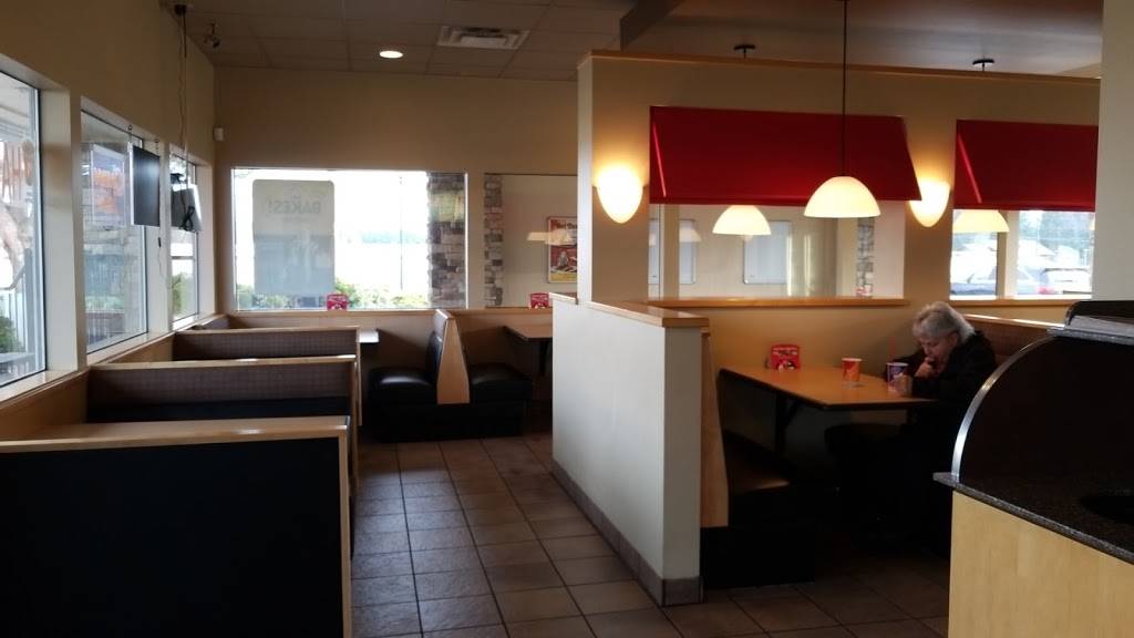 Dairy Queen Grill & Chill | restaurant | 2110 Mildred St W, University Place, WA 98466, USA | 2535651005 OR +1 253-565-1005