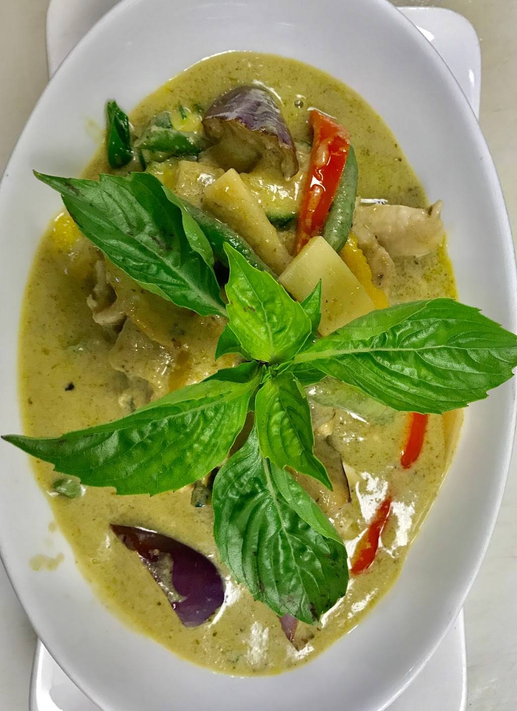 Ban Hua Sai | restaurant | 9400 Roosevelt Way NE, Seattle, WA 98115, USA | 2065226001 OR +1 206-522-6001