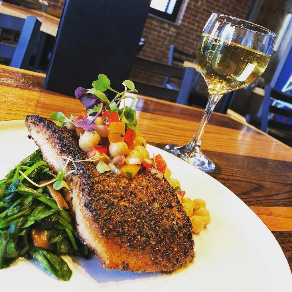 Black Duck Tavern | restaurant | 31 Warren Ave, East Providence, RI 02914, USA | 4014348703 OR +1 401-434-8703