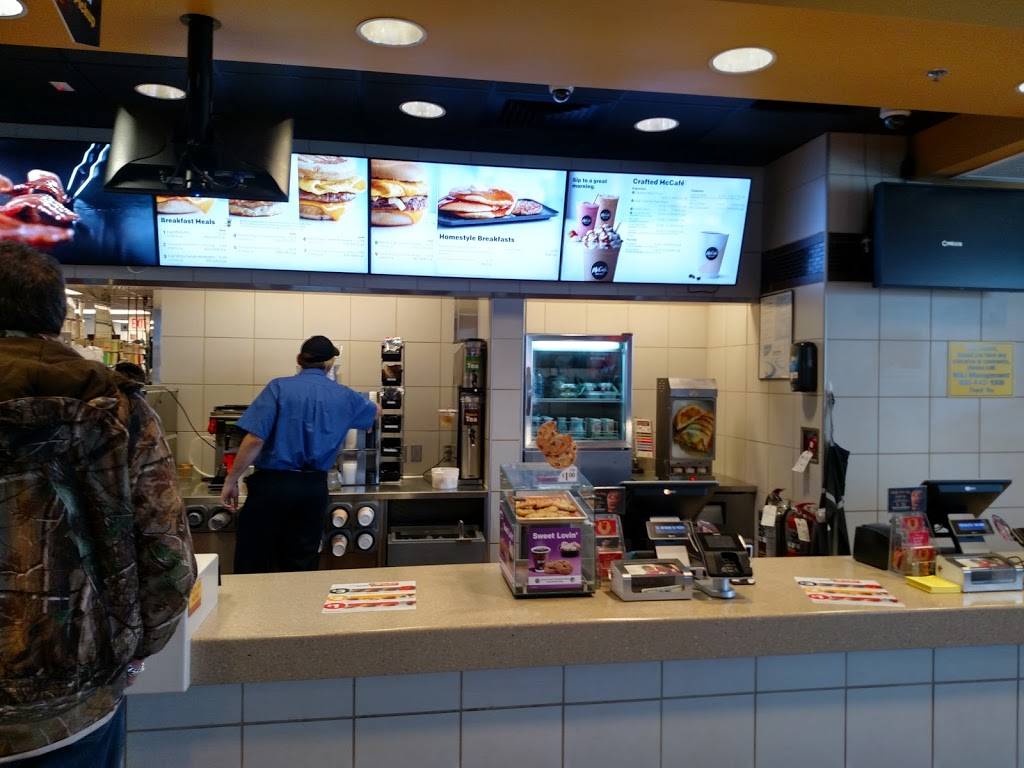 McDonalds | cafe | 985 E Pittsburgh St, Greensburg, PA 15601, USA | 7248371800 OR +1 724-837-1800