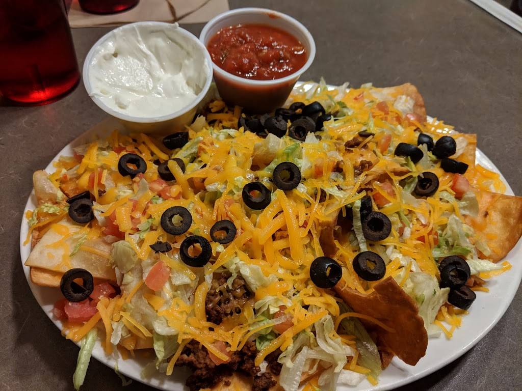 The Brothers Three | restaurant | 1302 Marinette Ave, Marinette, WI 54143, USA | 7157359054 OR +1 715-735-9054