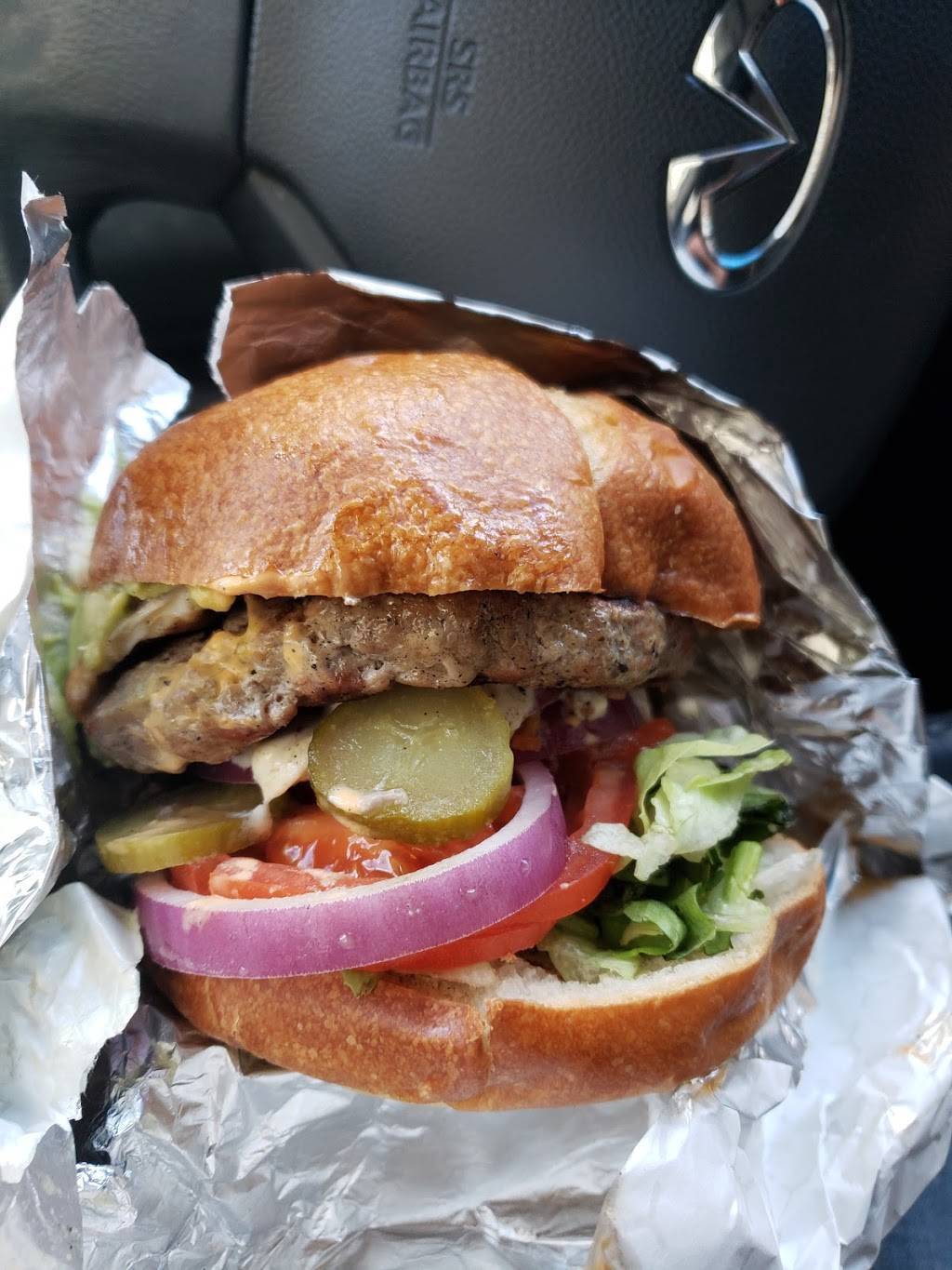 Mama Schnitzel | restaurant | 100-22 67th Ave, Rego Park, NY 11374, USA | 7186852339 OR +1 718-685-2339